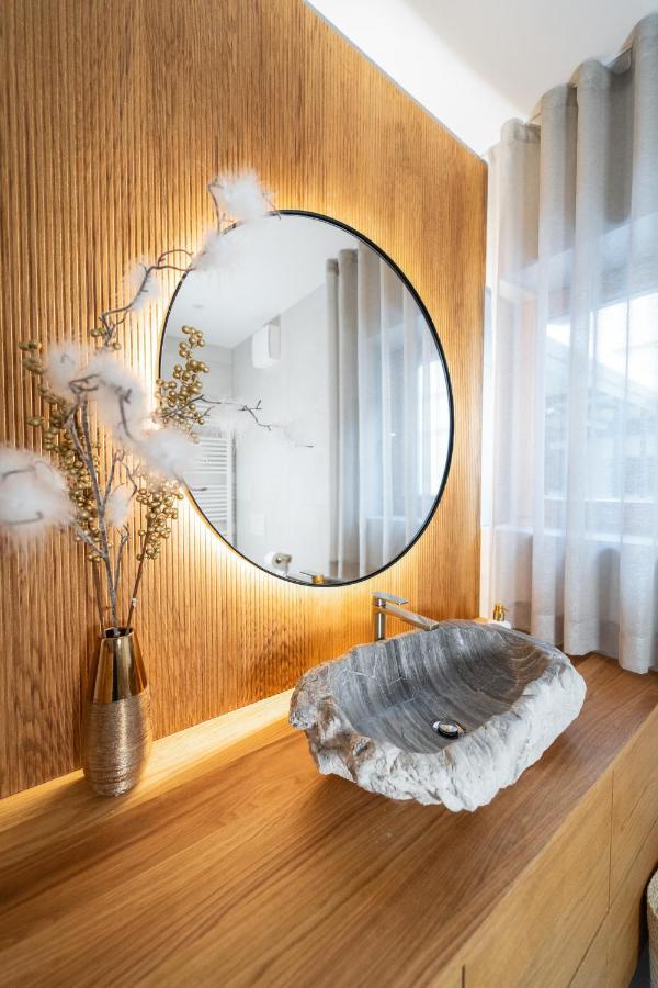 Bor In Bor Luxury Apartment With Sauna & Garden - Kranjska Gora Dış mekan fotoğraf